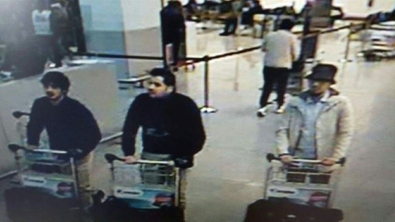 Americano de 14 anos reconhece ataque a sistema de informática do aeroporto de Bruxelas após atentados