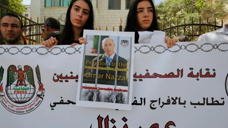 Israel liberta jornalista palestino detido por 10 meses sem julgamento