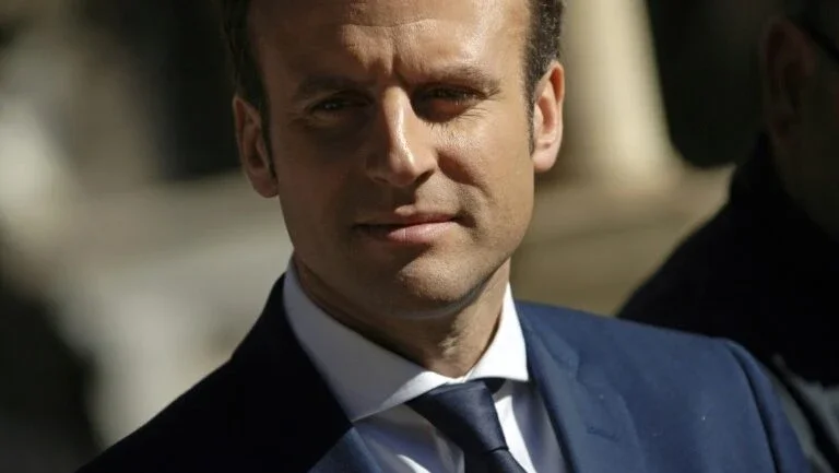 Kremlin acusado de propagar boatos contra candidato francês à Presidência