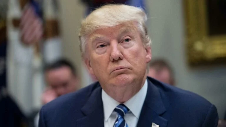 Trump reconhece o princípio de "uma só China"