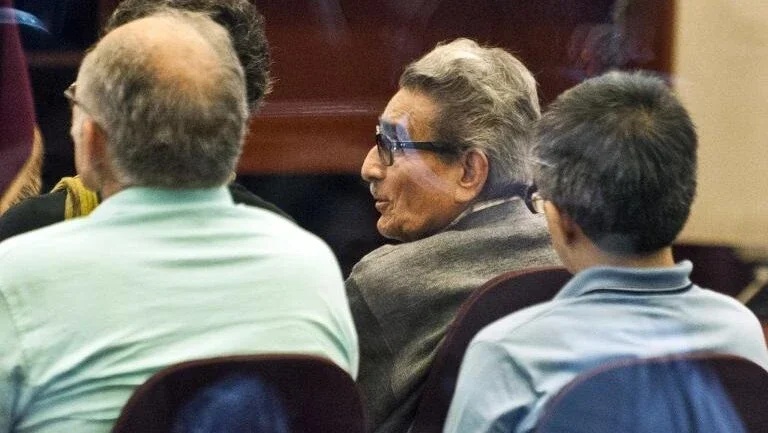 Adiado no Peru julgamento de líder do Sendero Luminoso por atentado em 1992