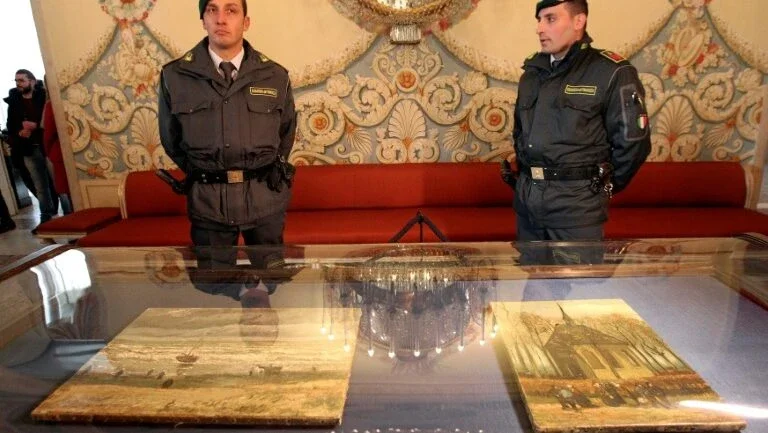 Nápoles expõe dois Van Gogh roubados em Amsterdã e escondidos pela máfia