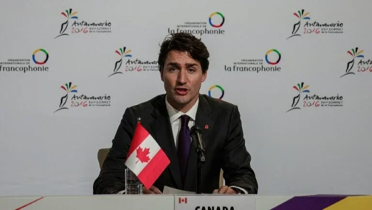 Premiê do Canadá visitará Trump na segunda