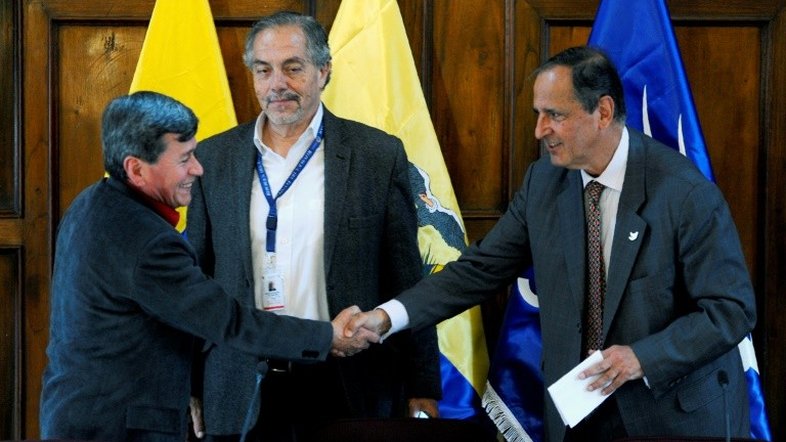 Colômbia e ELN estudarão vias para chegar ao cessar-fogo