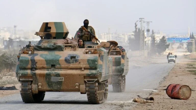Turquia avança em Al-Bab; oposição síria se prepara para Genebra