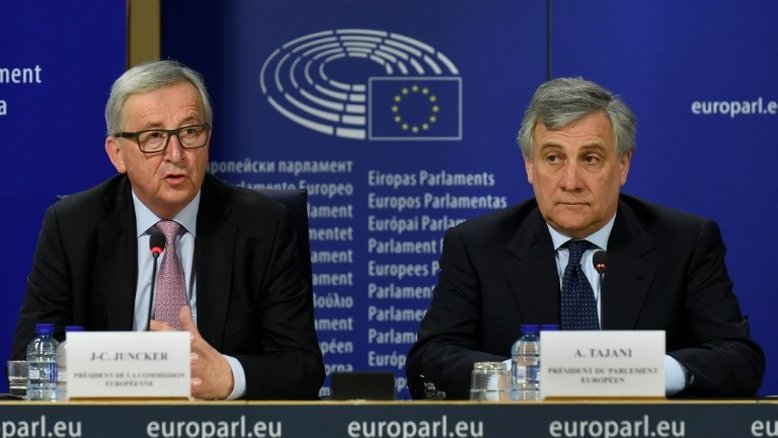 Eurodeputados querem impor visto a americanos