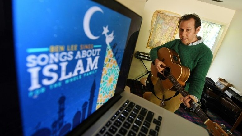 Músico indie Ben Lee lança álbum que explica o Islã na era Trump