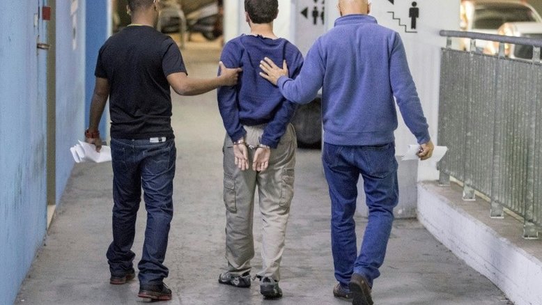 Israelense suspeito de falsas ameaças de bomba nos EUA tem um 'tumor'