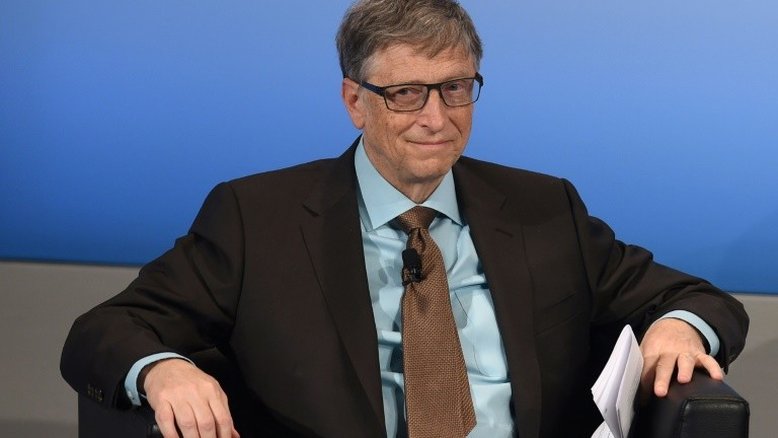 Bill Gates permanece como homem mais rico do mundo