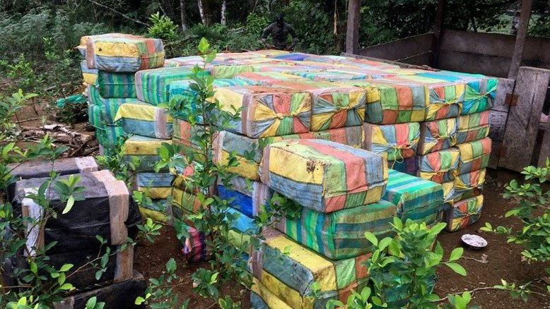 Colômbia apreende 2,7 toneladas de cocaína em águas de Equador e Costa Rica