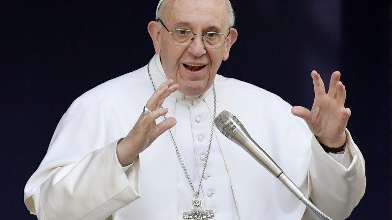 Papa lamenta uma 'certa mediocridade" na liturgia moderna