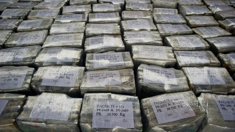 Peru apreende mais de uma tonelada de cocaína com foto de Messi