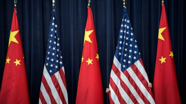 Diplomata americana é denunciada por venda de informações a chineses