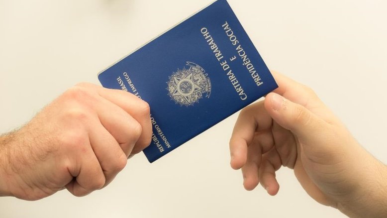 Desemprego é maior entre nordestinos, mulheres e negros, divulga IBGE
