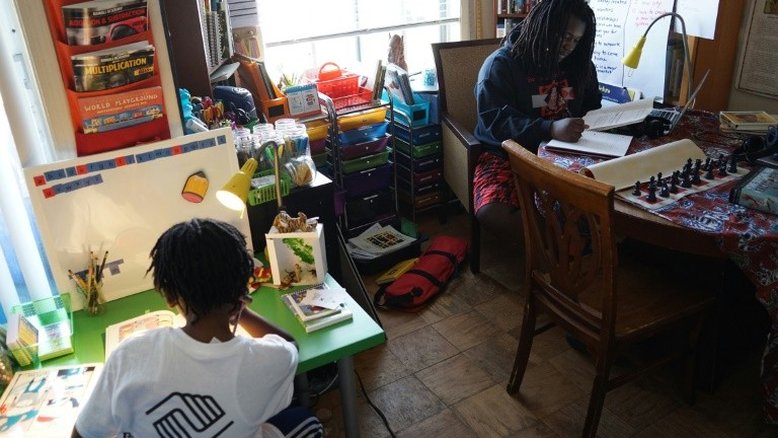 Educação em casa ganha espaço nos Estados Unidos
