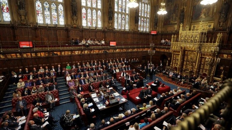 Câmara dos Lordes britânica aprova segunda emenda ao projeto do Brexit