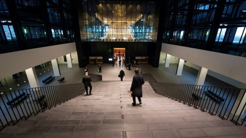 Legislação da UE não obriga países a expedir vistos humanitários, decide tribunal