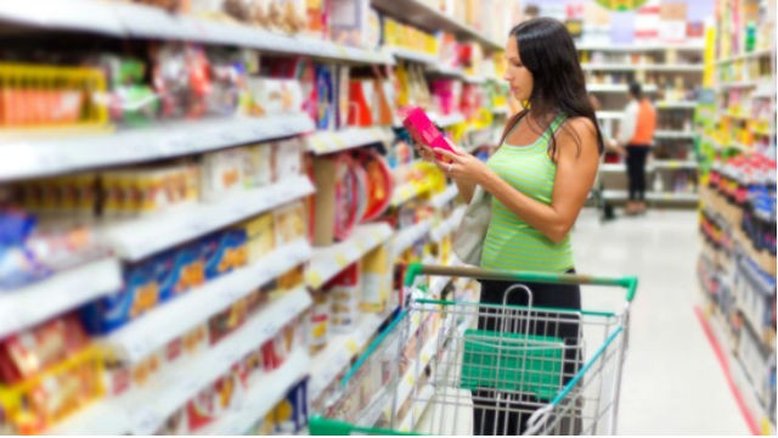 Inflação fica negativa em 0,21%; é a menor taxa para novembro desde 1994