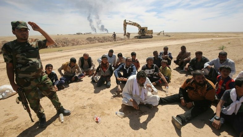Forças iraquianas retomam cidade antiga de Hatra do Estado Islâmico