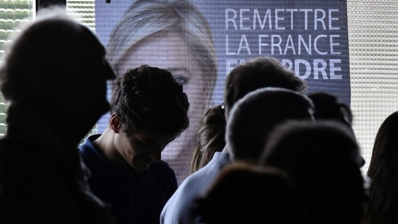Investidores mantêm prudência antes da eleição na França