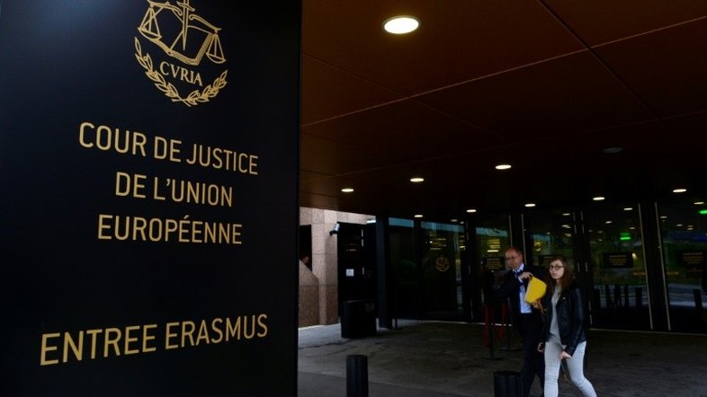 Justiça europeia declara ilegal venda de reprodutores de filmes piratas