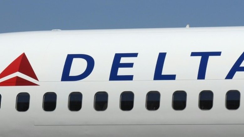 Delta oferecerá até US$ 10 mil a passageiros voluntários em caso de overbooking