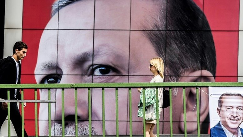 Sim ou não? O referendo constitucional divide a Turquia