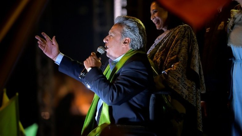 Conselho Eleitoral anuncia vitória do socialista Lenín Moreno no Equador