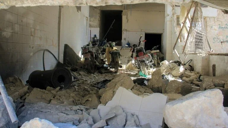 Quinze civis sírios mortos em bombardeio perto de Raqa (OSDH)
