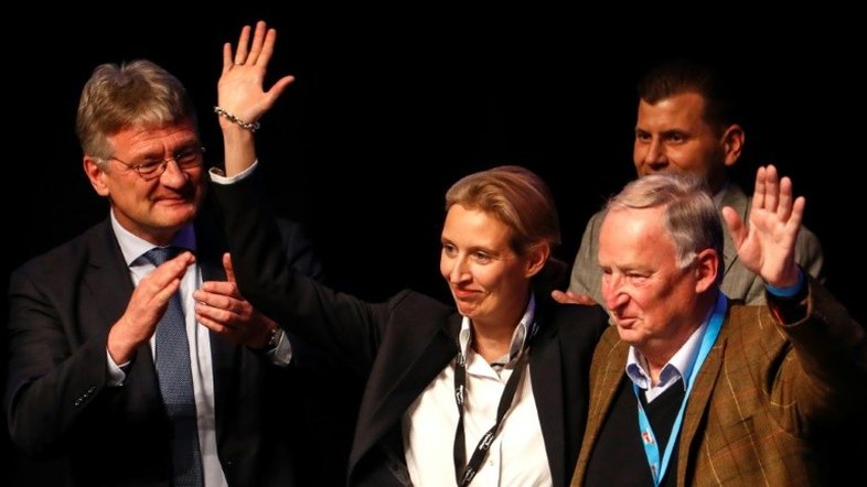 Partido anti-imigração alemão elege dupla para dirigir campanha para legislativas