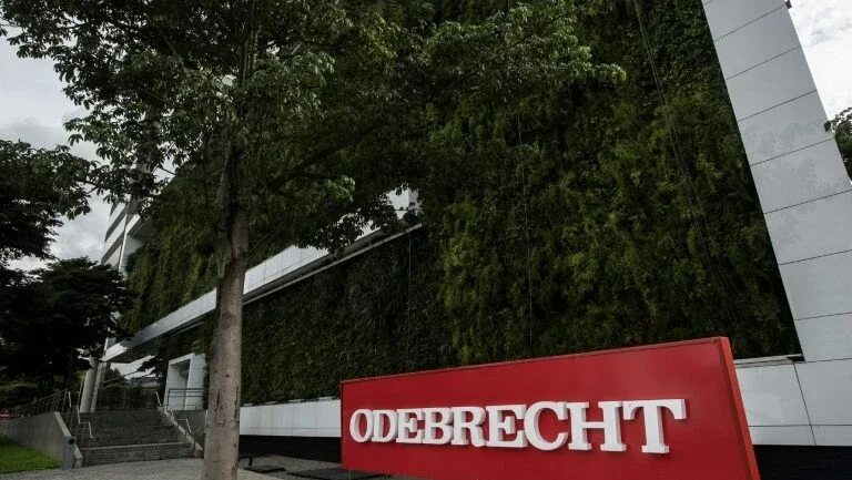 Governador peruano tem prisão preventiva decretada por caso Odebrecht