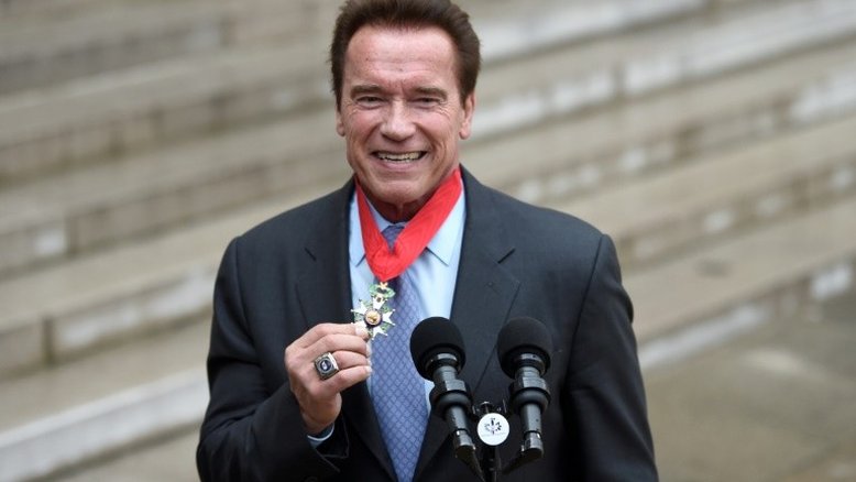 Após 10 anos na justiça, Schwarzenegger se divorcia de ex