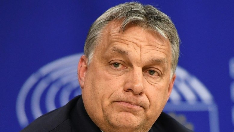 Primeiro-ministro húngaro promete respeitar regras europeias