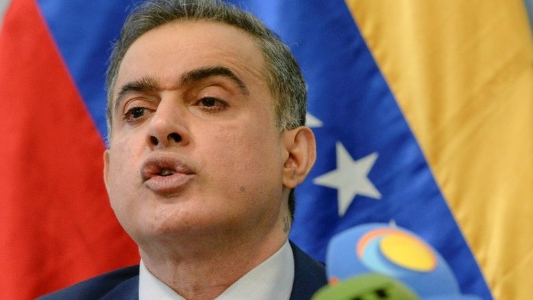Filho de Defensor do Povo venezuelano pede que pai ponha fim à injustiça