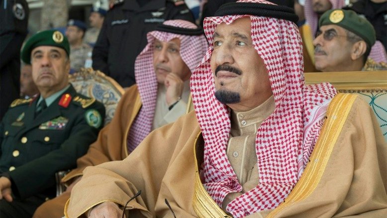 Arábia Saudita frustra ataque com barco do Iêmen contra instalação petrolífera
