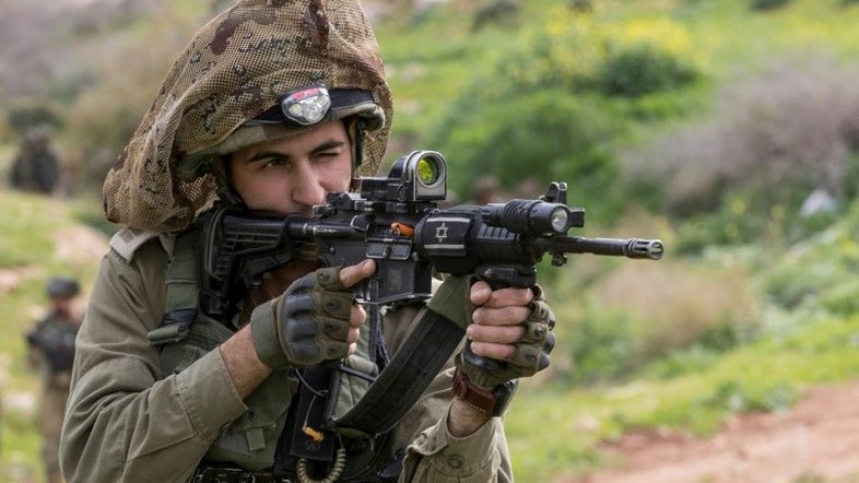 Palestino morto pelo exército israelense depois de atropelar uma pessoa