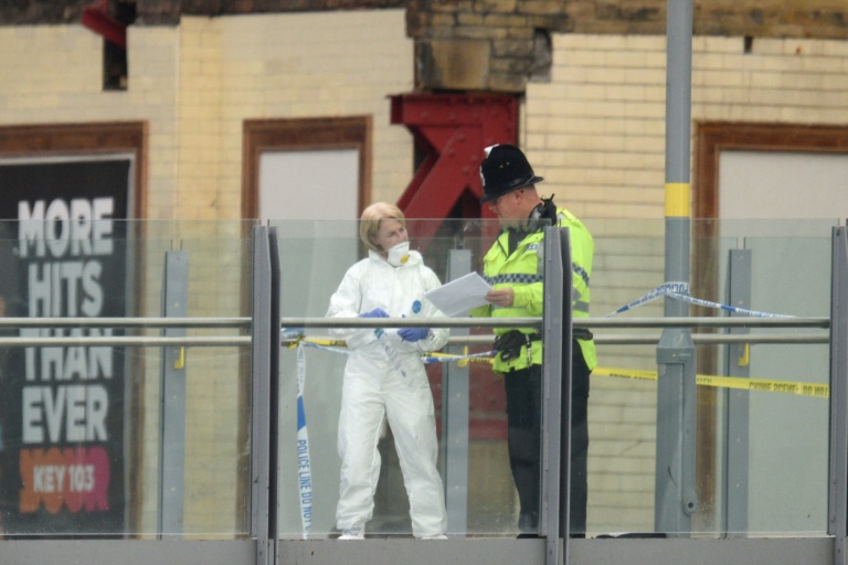 Homem de 23 anos é detido em investigação do atentado de Manchester