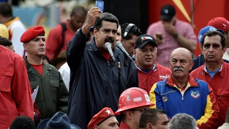 Maduro convoca 'assembleia cidadã' para nova Constituição na Venezuela