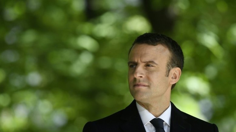 Macron enfrenta primeiros desafios antes de tomar posse na França