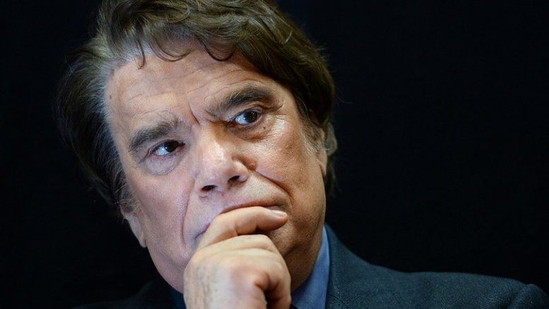 Empresário Bernard Tapie é condenado a devolver 404 milhões de euros