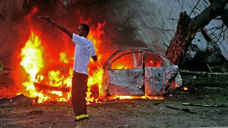 Seis mortos em atentado com carro-bomba em Mogadíscio