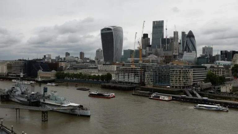 Bruxelas pode receber parte de atividades financeiras em Londres após Brexit
