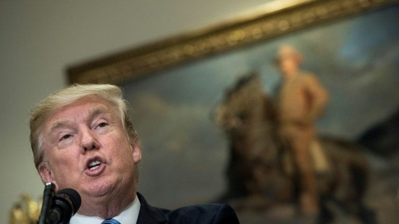 Trump semeia incerteza sobre futuro da reforma do sistema de saúde