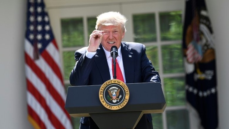 Governo Trump pede à Suprema Corte que julgue decreto sobre imigração