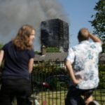 Bebê sobrevive ao ser jogado de prédio em chamas em Londres