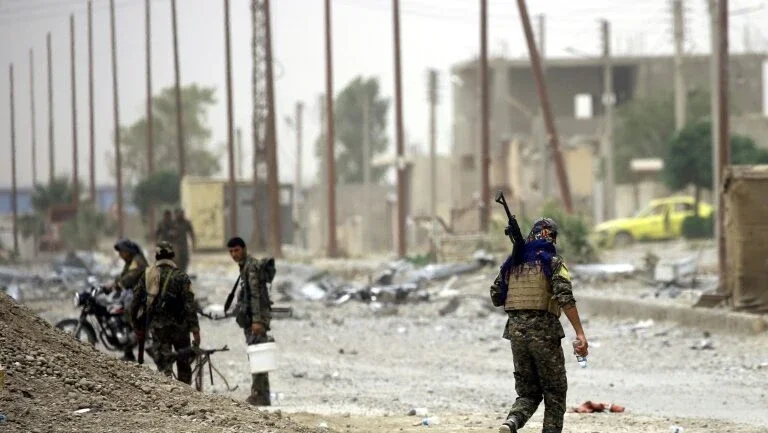 ONU abre novo corredor humanitário em Raqa