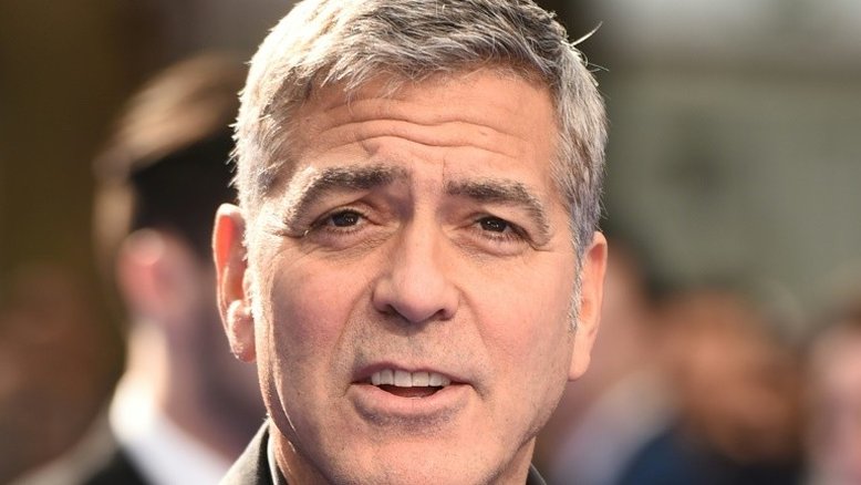 George Clooney diz que 'Friends' não trouxe alegria, felicidade ou paz a Matthew Perry