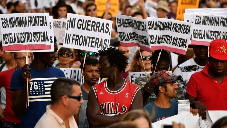 Protesto por refugiados reúne milhares em Madri