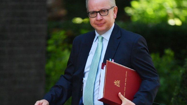 Trump está 'errado' de abandonar Acordo de Paris (ministro britânico)