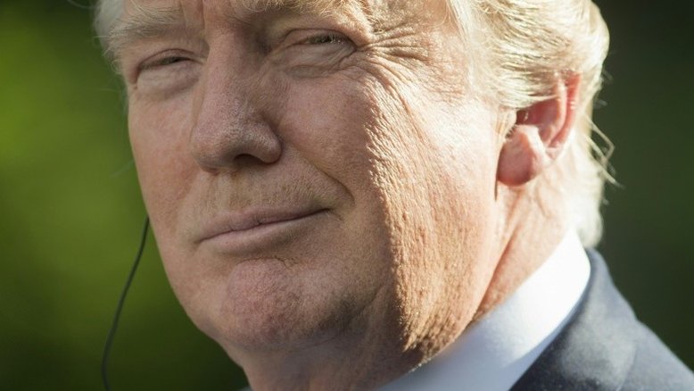 Irã chama de 'lamentável' reinstauração parcial de decreto migratório de Trump